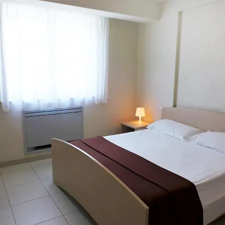Апартаменты Locazione Turistica Cerrano Park.4 *